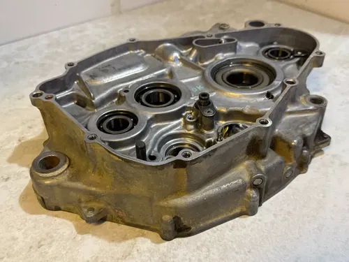 19-23 KAWASAKI KX450F KX 450 RIGHT ENGINE MOTOR CRANKCASE CRANK CASE M4483