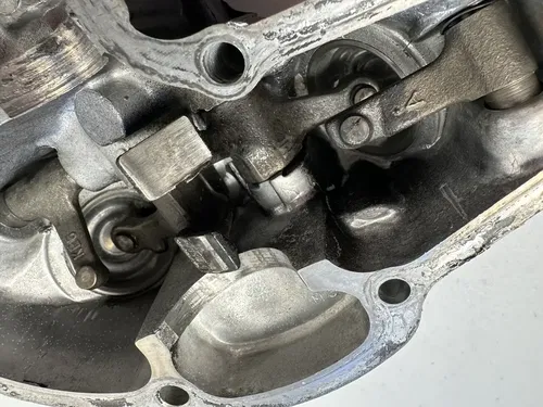 1985 - 1986 HONDA XR600R OEM CYLINDER HEAD TOP END MOTOR ENGINE