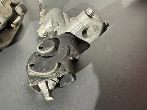 2007-09 Suzuki RMZ250 FRONT BRAKE COMPLETE CALIPER OEM RMZ 250