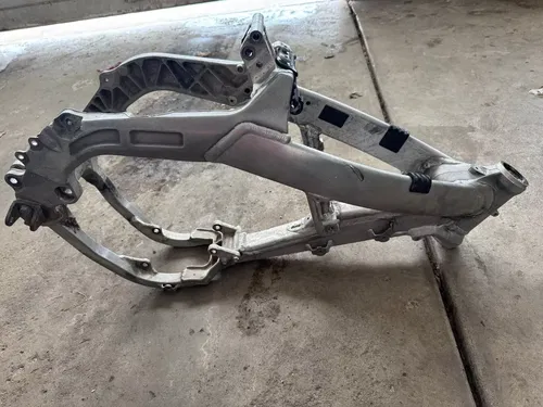 07-09 SUZUKI RMZ250 OEM FRAME CHASSIS
