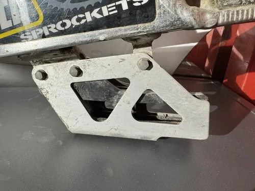 2007 07 08 09 Suzuki RMZ250 RMZ 250 OEM Swingarm Swing Arm Suspension & Guide