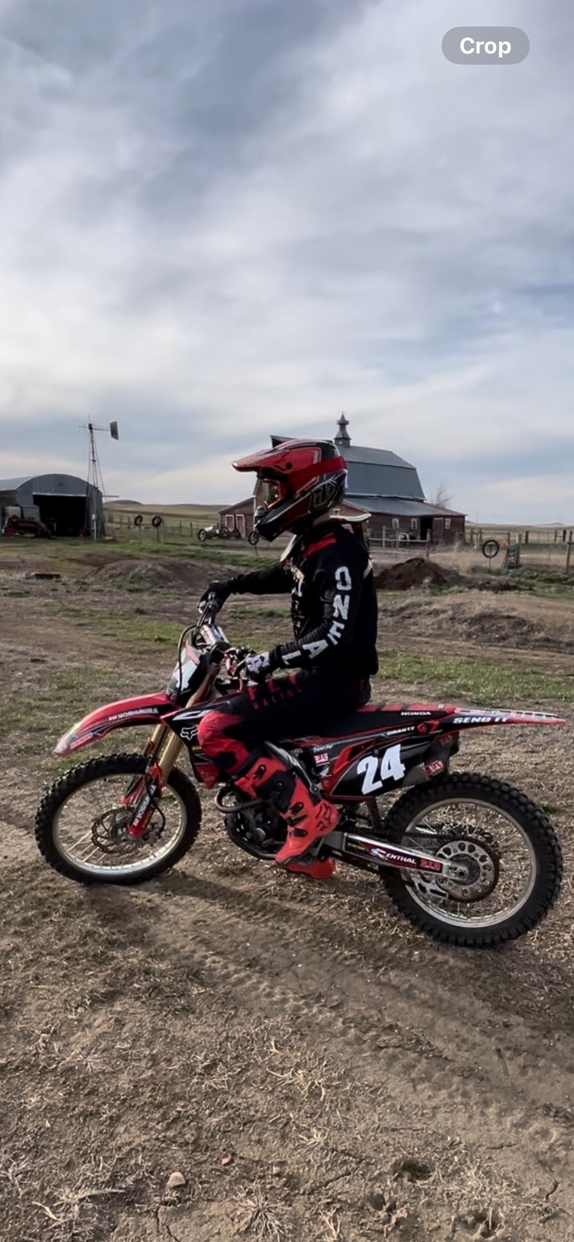 CR415