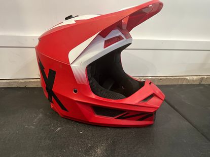 Fox Racing Helmets V1 - Size L (Nearly New)