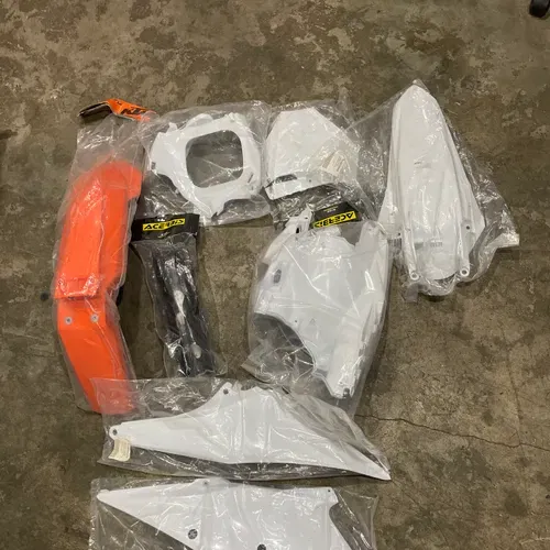KTM Plastic Kit