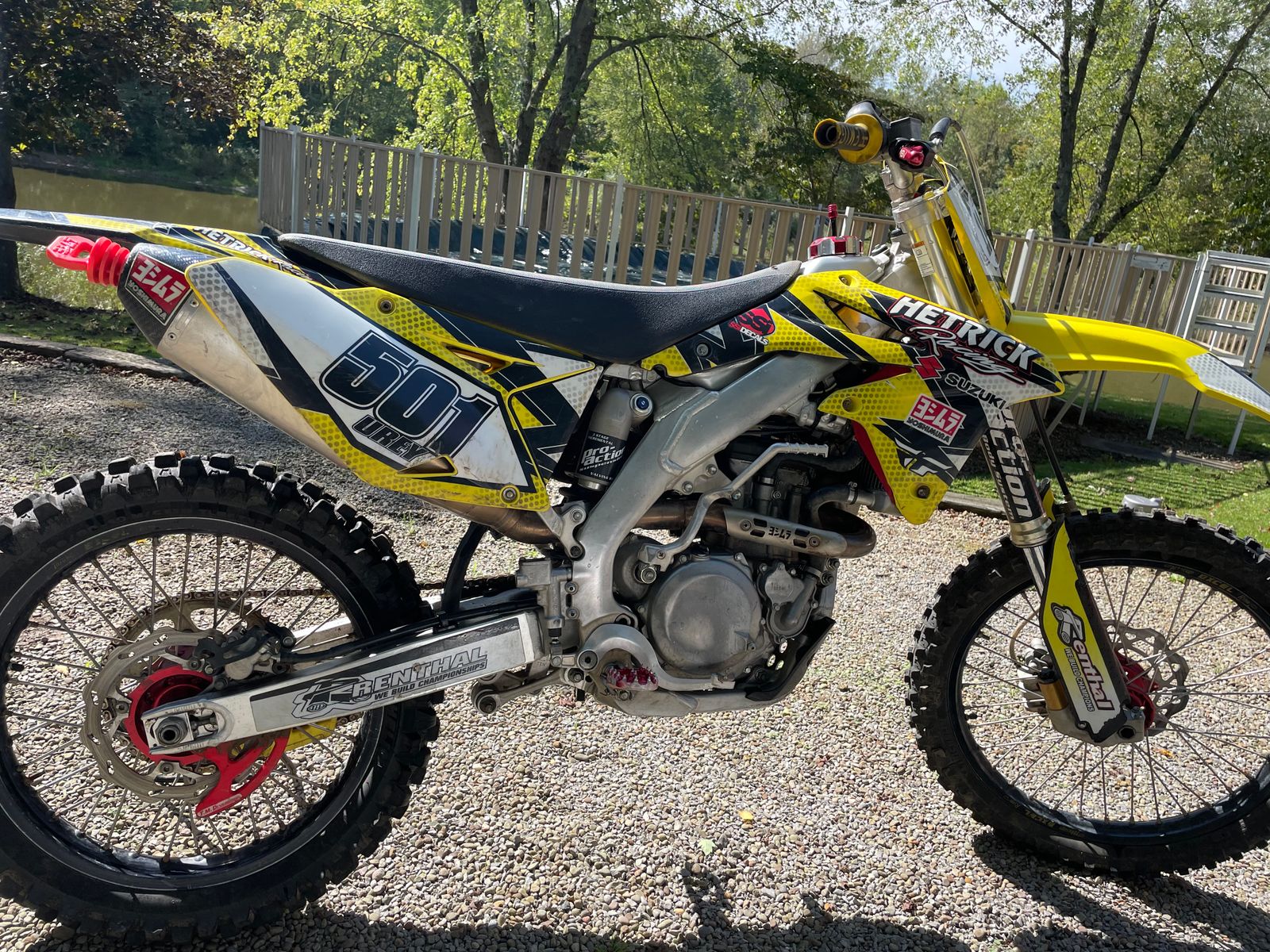 Rmz 450 outlet 2 stroke