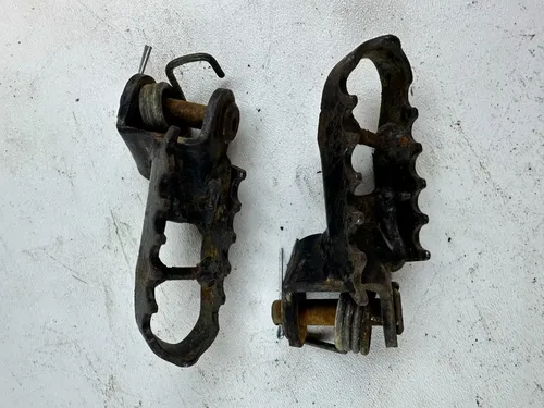 1988 Honda XR600R OEM Foot Pegs Set STOCK
