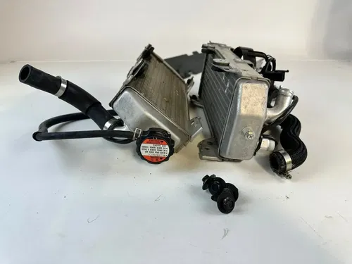 2021 Suzuki DRZ 400SM OEM Radiator set with sensors & Fan & Shrouds LOW MILE!
