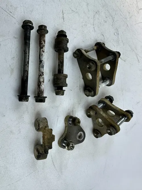1988 Honda XR600R OEM Stock Motor Engine Mounts Hanger Set Nice