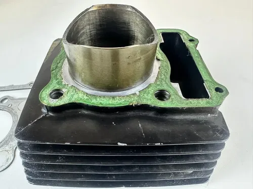 Honda 1984 XR200R OEM Cylinder Jug W/ Piston Bolts & Gasket 66.90mm Bore