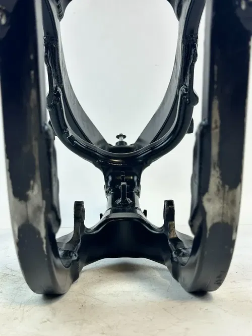 2006 Honda CRF450R Main Frame Chassis W/ Bill of Sale 05-06 Straight