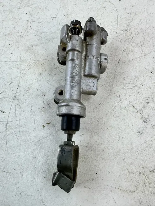 2008 Honda CRF 250R Stock NISSIN Rear Brake Master Cylinder w/Banjo Bolt
