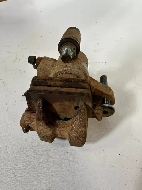 2008 Kawasaki KX450F KX450 KX 450 F Rear Brake Caliper & Pads W/ Bolts OEM