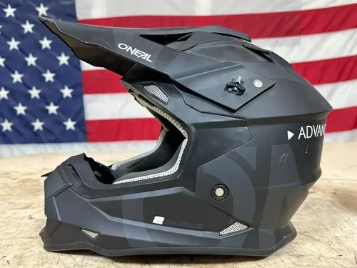 Oneal 2SRS Helmet Size Medium Motorcycle Quad