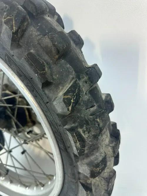 1988 Honda XR600R OEM Stock Rear Wheel 18" with sprocket hub & tire Straight