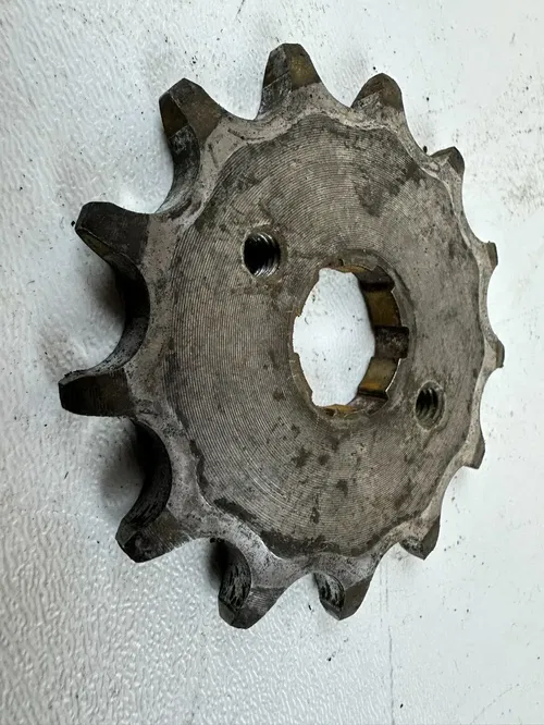 Honda 1984 XR200R 13T Main Drive Sprocket W/ Retainer & Bolts Nice!
