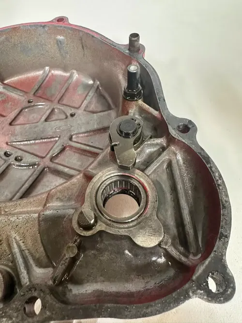 1986 Honda XL600R Right Hand Side Engine Clutch Cover RED OEM Stock
