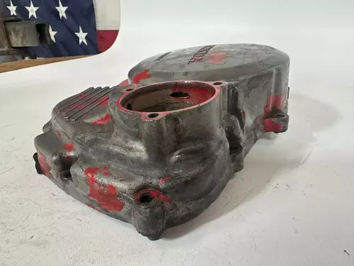 1986 Honda XL600R Right Hand Side Engine Clutch Cover RED OEM Stock
