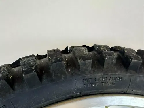 1987 Honda XR250R  Front Wheel 21'  W/ hub & Spacer OEM Straight Low HR NICE!