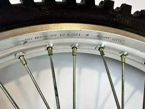1987 Honda XR250R  Front Wheel 21'  W/ hub & Spacer OEM Straight Low HR NICE!