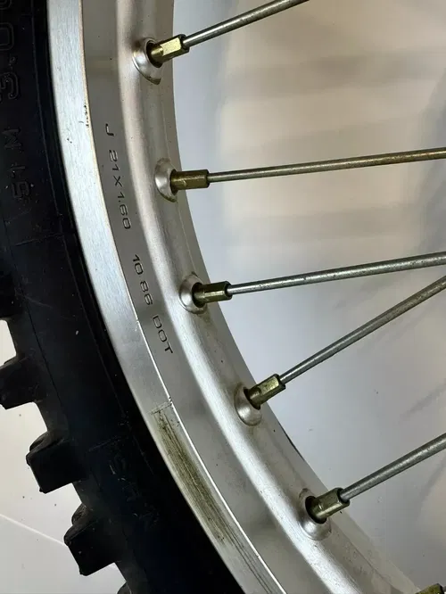 1987 Honda XR250R  Front Wheel 21'  W/ hub & Spacer OEM Straight Low HR NICE!