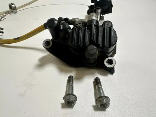 1984 Honda XR250R Front Brake Master Cylinder & Caliper & Perch & Hose Nice!