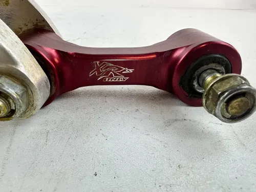2001 Honda XR400R Linkage w/ XRs only lowering link NICE