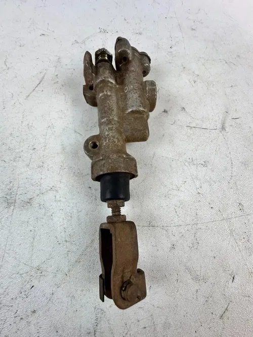 2007 Honda CRF450R Rear Brake Master Cylinder with Banjo Bolt CRF 450 R