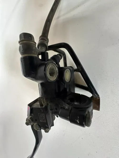 1987 HONDA XR600R Front Brake Lever Perch Cage Guard Line Caliper Assembly