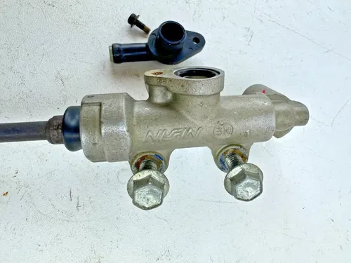 1989 Suzuki LT500R 87-90REAR MASTER BRAKE CYLINDER ASSY OEM STOCK   69600-43