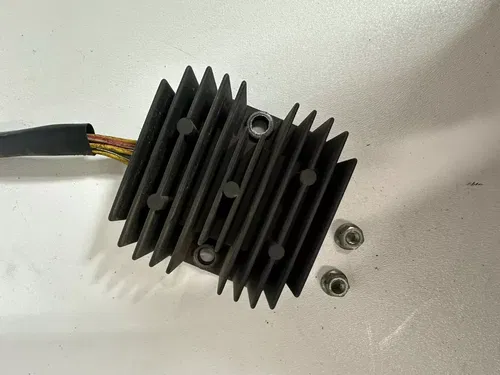 2009 Honda XR 650L Regulator Rectifier Voltage Electrical SH532C-13 W/Nuts