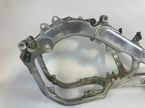 2021 Honda CRF450R Frame w/ Copy of Certificate of Origin READ DESCRIPTION 21-24
