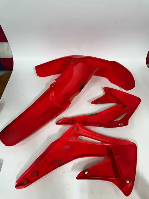 2004 Honda CRF450R OEM Plastics RED Shrouds & Front Rear Fender Fenders