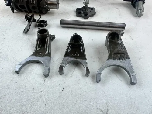 2001 Honda XR400R Transmission Gears Drum Forks shift shaft assembly 96-04