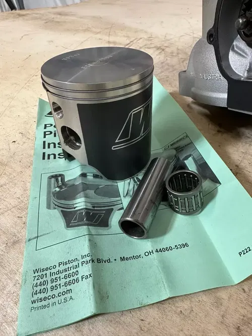 2008 KTM 300 XCW Top End Engine Cylinder Head Jug Complete