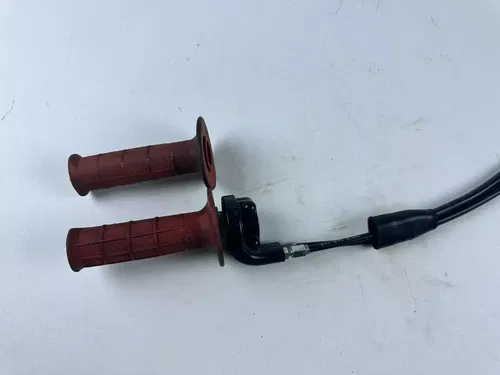 1987 Honda XR250R Throttle Tube Grips & Cable Cables, OEM Original Grips! Nice