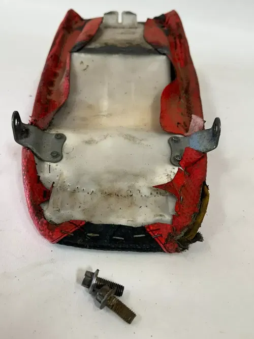 2004 Honda CRF450R SEAT CRF 450 R W/ Mounting Hardware