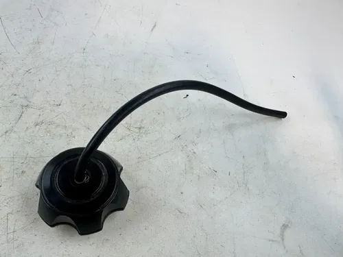 2001 Honda XR400R OEM Stock Gas Tank Cap Lid 96-04