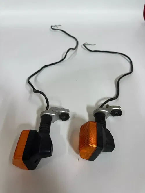 2009 Honda XR 650L Rear Blinkers & Mounts W/Wire Harness