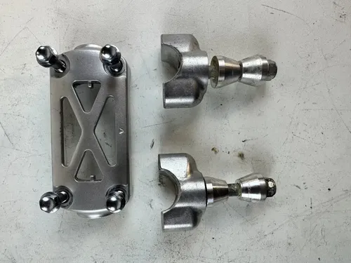 2013 DRZ400SM Handlebar Bar Clamps Fat Bar 1 1/8 W/ Aluminum upgraded bushings
