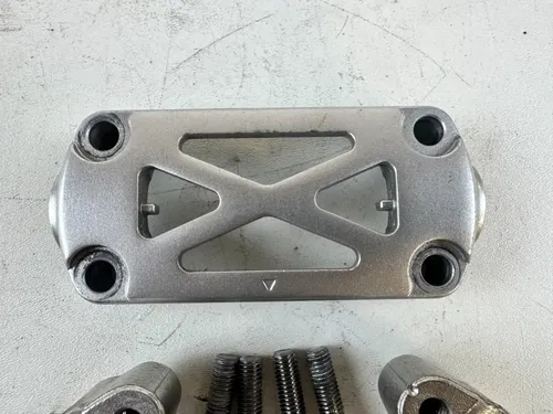 2013 DRZ400SM Handlebar Bar Clamps Fat Bar 1 1/8 W/ Aluminum upgraded bushings