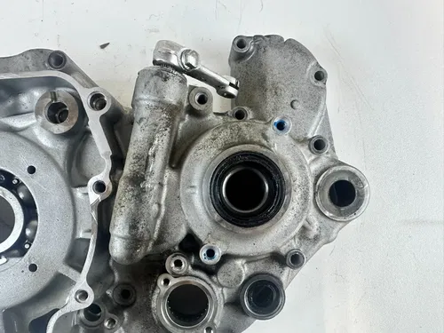 2021 Suzuki DRZ 400SM OEM Left Side Inner Crank Case  Bottom End Engine Low Mile