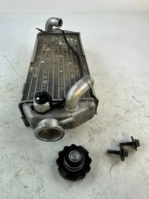 SUZUKI DRZ400SM 05-24 Fill side Right Radiator w/ Sensor Cap & Bolts Tested