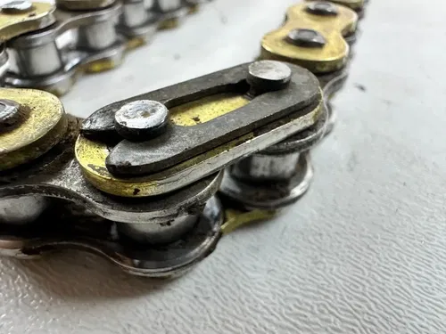 2001 Honda XR400R Renthal R1 Chain w/master link NICE LOW USE 96-04