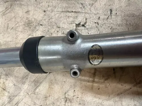 Honda XL185S 1981 Front Right Fork Shock Suspension Showa 437-5
