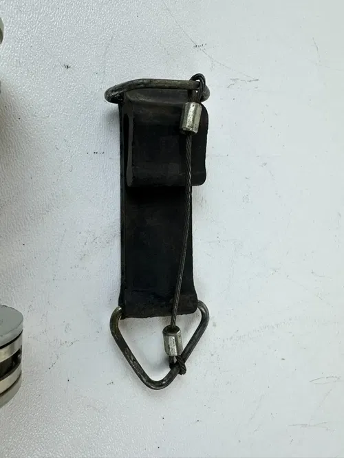Honda 1984 XR200R Front Brake Cable Bracket Holder Stay Fuel Tank Tension Strap