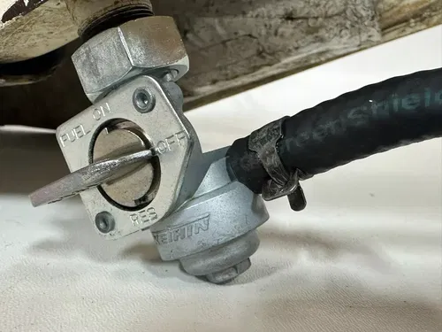 1986 Honda XL600L Gas Fuel Tank w/ Keihin Petcock shut off Valve