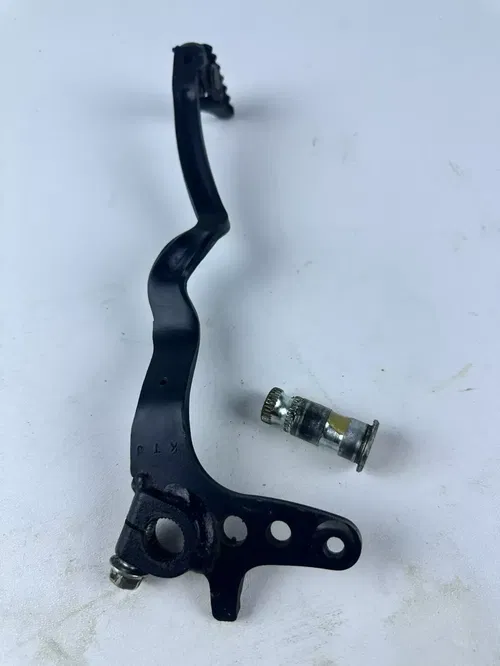 1987 Honda XR250R  OEM Stock Foot Brake Pedal Lever NICE! Low HR