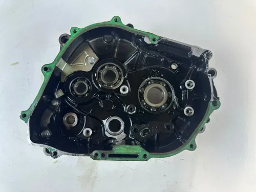 Honda 1984 XR200R Right Hand RH Engine Motor Inner Crank Case OEM Stock Nice