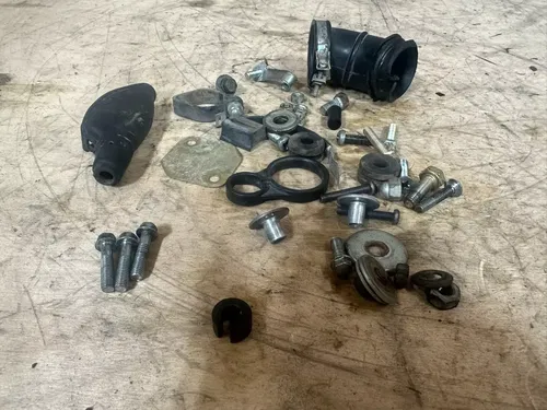 Honda XL185S 1981 Bolt Bag, Frame Bumpers, Boot, Cable Guide Misc