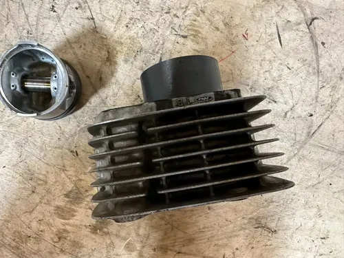 Honda XL185S 1981 Cylinder Head Jug Top End & Piston w/wrist pin